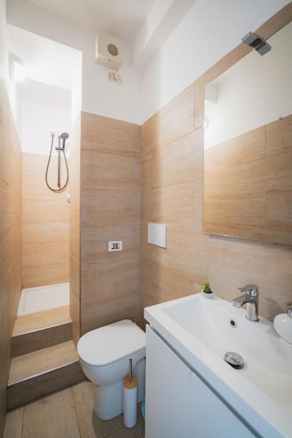 Suite "Castello" Del Garda - Apt Per Coppie Garda Ντεζεντσάνο ντελ Γκάρντα Εξωτερικό φωτογραφία